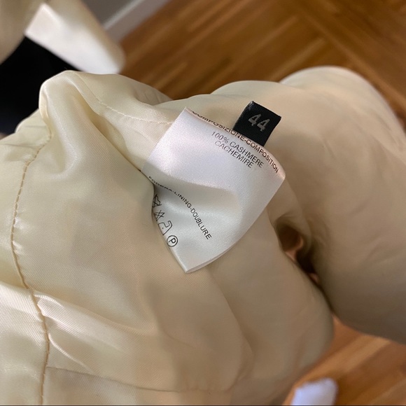 ✨Alexander McQueen Cashmere Jacket Size 44✨ - Picture 8 of 8